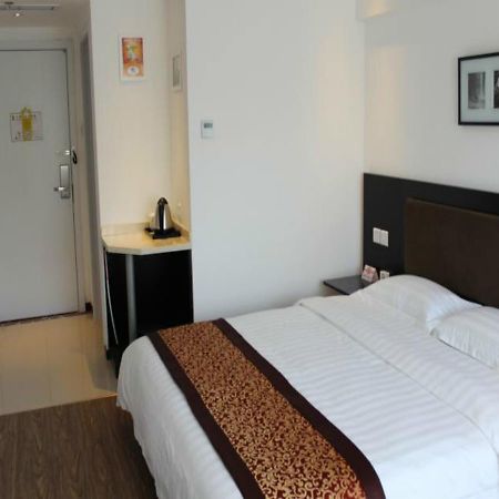 Super 8 Hotel Chaoyang Park South Dongfeng Road Pequim Exterior foto